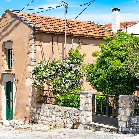 Argoulides Traditional Appartments