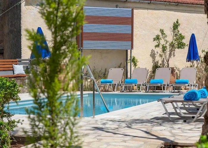 Argoulides Traditional Appartments * Chania (Crete)