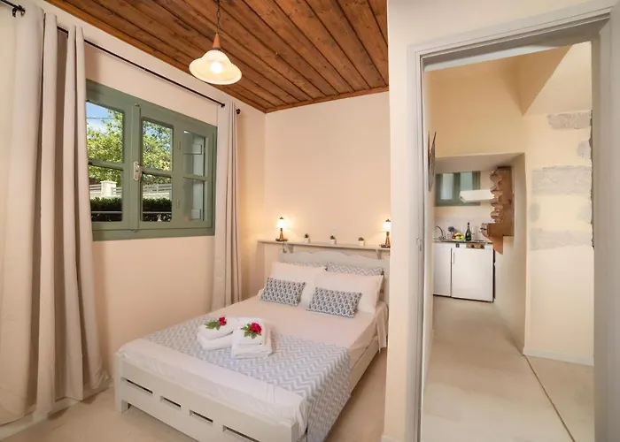 Argoulides Traditional Appartments * Chania (Crete)