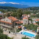 Argoulides Traditional Appartments * Hriszí Aktí Haniá