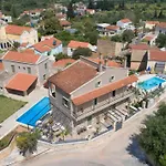 Argoulides Traditional Appartments *